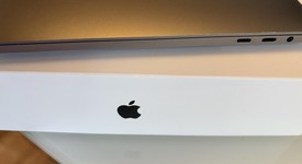 Good
													MacBook Pro 2017 (With Touch Bar) - 13" - I5, Gray, 512 GB, 8 GB, photo 3 of 14