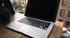 Good
													MacBook Air 2014 - 13" - Silver, 256 GB, 4 GB, photo 3 of 16