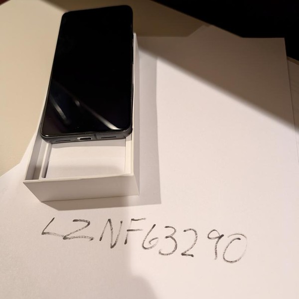 Google Pixel 8 - T-Mobile, 128 GB, Obsidian, 8 GB, G9BQD, Sub-6 5G