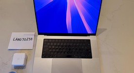 Fair
													MacBook Pro Late 2023 (M3) - 16" - Apple M3 Pro 12-core, Silver, 512 GB, 18 GB, 18-core GPU, photo 2 of 14