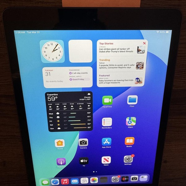 Apple iPad 8th Gen - Wi-Fi, 32 GB, Gray, A2270
