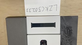 Mint
													Apple Watch Ultra 2 49mm - Unlocked, Black, A2986, photo 3 of 11