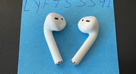 Used
													Apple AirPods 2nd Gen - Lightning Case, photo 5 of 5