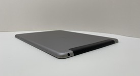 Good
													Apple iPad 6th Gen - Unlocked, Gray, 32 GB, A1954, photo 5 of 7