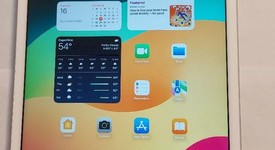 Mint
													Apple iPad 8th Gen - Unlocked, Silver, 32 GB, A2428, photo 6 of 6