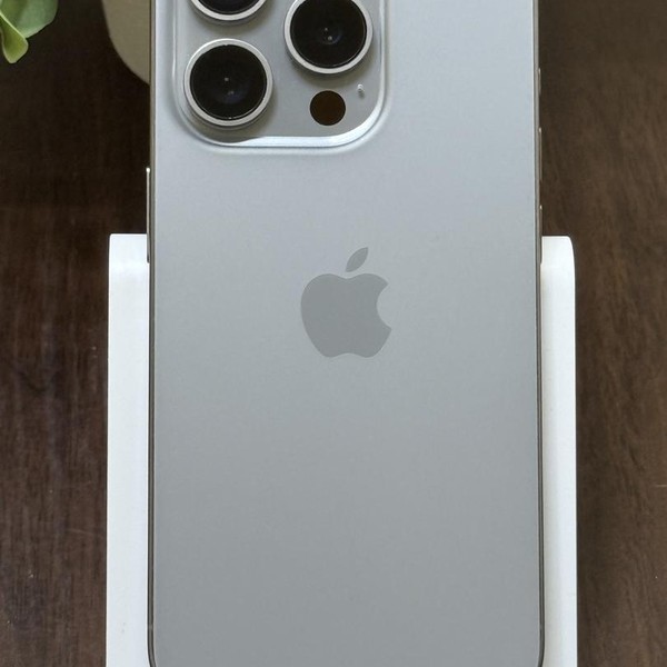Apple iPhone 15 Pro - Unlocked, 256 GB, Natural, A2848