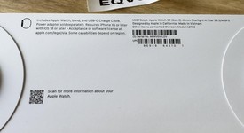 New
													Apple Watch SE 2nd Gen 40mm - Starlight, A2722 - GPS, Aluminum, photo 2 of 7