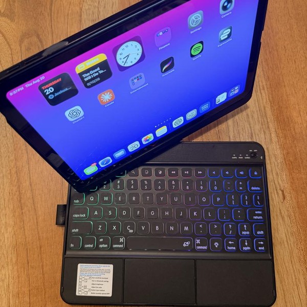 Apple iPad (10th Gen) - Wi-Fi, 256 GB, Blue, A2696