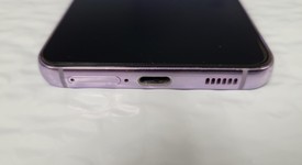 Good
													Samsung Galaxy S22 - AT&T, Purple, 128 GB, 8 GB, SM-S901U, photo 2 of 6