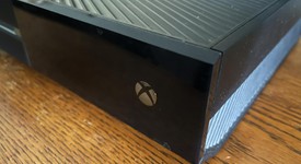 Good
													Xbox One (2013) - Black, 500 GB, photo 5 of 8