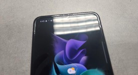 Good
													Samsung Galaxy Z Flip3 5G - T-Mobile, Lavender, 128 GB, 8 GB, SM-F711U, photo 2 of 4