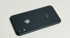 Mint
													Apple iPhone Xr - Unlocked, Black, 64 GB, A1984, photo 3 of 10