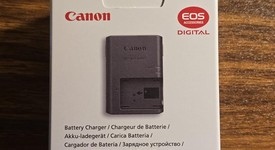 Mint
													Canon EOS M50 Mark II - Black, photo 6 of 6