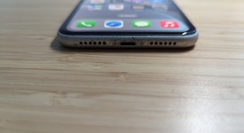 Good
													Apple iPhone Xr - Unlocked, White, 128 GB, A1984, photo 3 of 14