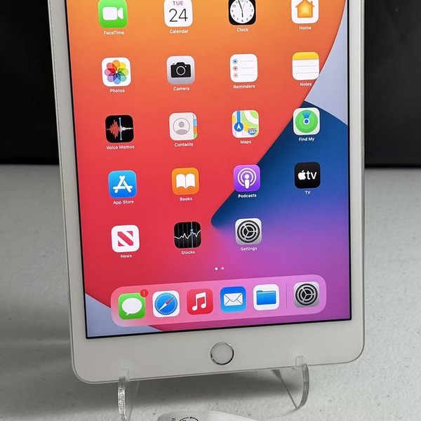 Apple iPad Mini 4 - Wi-Fi, 64 GB, Silver