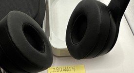 Used
													Beats Solo 4 - Black, photo 4 of 4