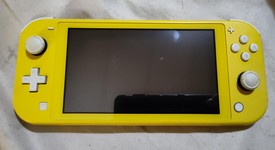 Good
													Nintendo Switch Lite - Yellow, photo 1 of 4