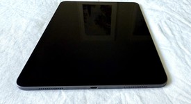 Good
													Apple iPad Pro 11" 2nd Gen 2020 - Wi-Fi, Gray, 128 GB, A2228, photo 4 of 8
