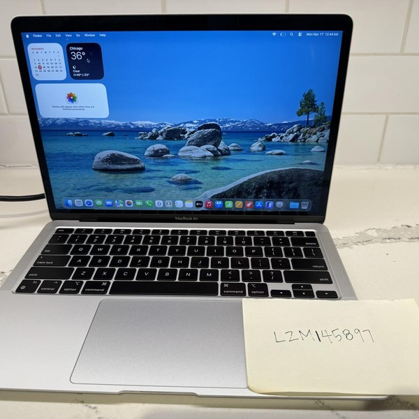 MacBook Air 2020 - 13 inch - 512 GB, Silver, 8 GB, Apple M1