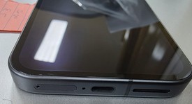 Good
													Google Pixel 9a - Unlocked, Obsidian, 128 GB, 8 GB, photo 5 of 7