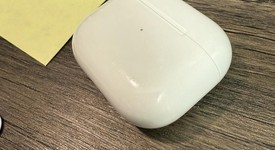 Used
													Apple AirPods 3rd Gen - MagSafe Case, photo 3 of 3