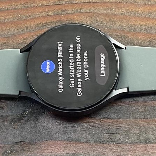 Samsung Galaxy Watch5 - Wi-Fi, Graphite, 44mm