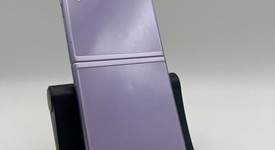 Mint
													Samsung Galaxy Z Flip3 5G - Unlocked Non-US, Lavender, 256 GB, 8 GB, SM-F711N, photo 3 of 8