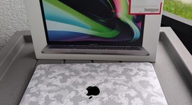 Good
													MacBook Pro 2020 - 13" - Apple M1, Gray, 512 GB, 8 GB, photo 2 of 10
