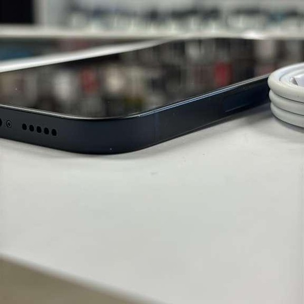 Apple iPhone 14 - Unlocked, 128 GB, Midnight, A2649