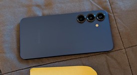 Mint
													Samsung Galaxy S25 - Unlocked, Navy Blue, 128 GB, 12 GB, SM-S931U1, photo 2 of 24