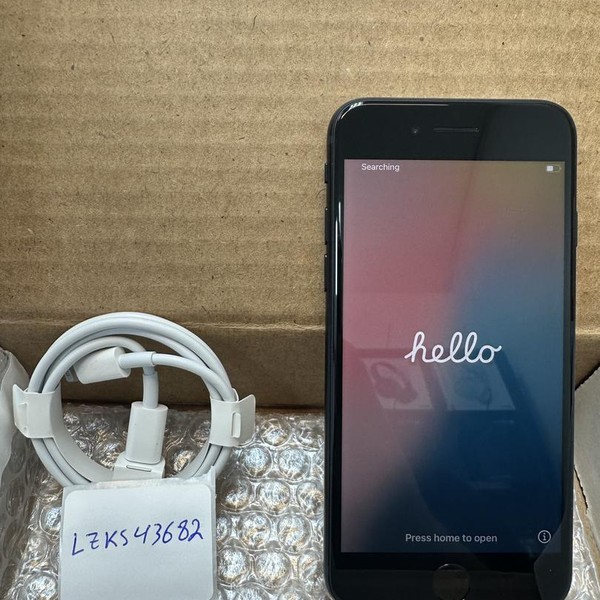 Apple iPhone SE 3rd Gen 2022 - Unlocked, 64 GB, Midnight, A2595