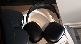 Used
													Apple AirPods Max USB-C - Midnight, photo 3 of 17