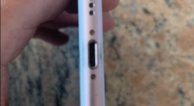 Mint
													Apple iPhone 6S - AT&T, Silver, 64 GB, A1633, photo 5 of 9