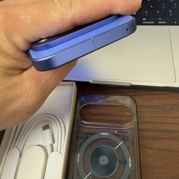 Google Pixel 10 - Unlocked, 256 GB, Indigo, GLBW0