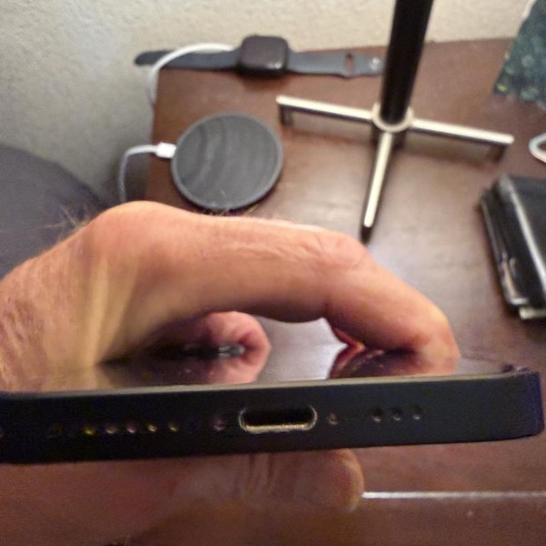 Apple iPhone 13 - AT&T, 128 GB, Midnight, A2482