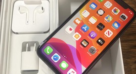 Mint
													Apple iPhone 11 - AT&T, Black, 64 GB, A2111, photo 5 of 6