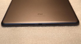 Mint
													Apple iPad 9th Gen - Wi-Fi, Silver, 64 GB, A2602, photo 2 of 8