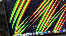 Mint
													Apple iPad Air 13" (M2) 2024 - Unlocked, Gray, 512 GB, A2899, photo 1 of 17