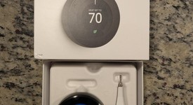 Mint
													Nest Thermostat 3rd Gen - Black, photo 2 of 10