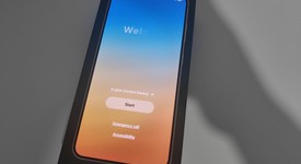 Mint
													Samsung Galaxy S25 - Unlocked Non-US, Pinkgold, 512 GB, SM-S931N, photo 1 of 9