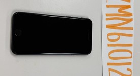 Mint
													Apple iPhone SE 3rd Gen 2022 - Unlocked, Midnight, 64 GB, A2595, photo 2 of 8