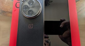 Mint
													OnePlus Open - Unlocked, Black, 512 GB, 16 GB, photo 2 of 7
