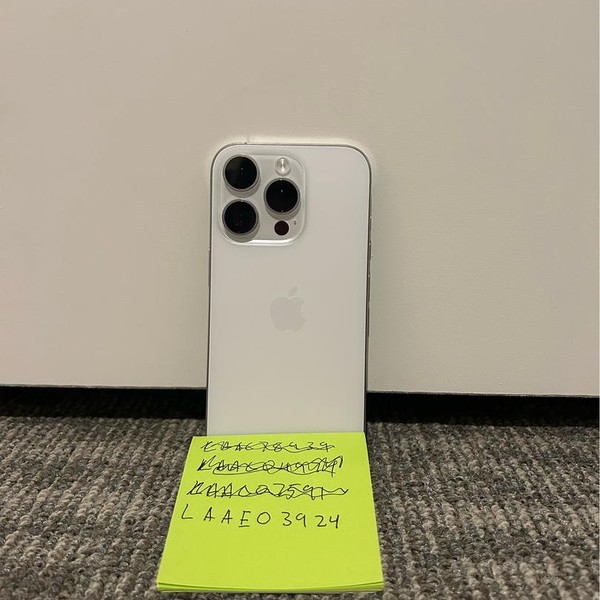 Apple iPhone 16 Pro - Unlocked, 128 GB, White, A3083