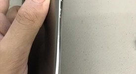 Fair
													LG V30 - Verizon, Silver, 64 GB, VS996, photo 4 of 7