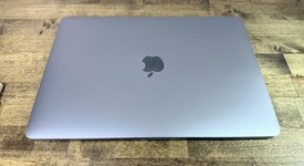 Fair
													MacBook Pro 2017 (No Touch Bar) - 13" - I5, Gray, 256 GB, 8 GB, photo 3 of 7