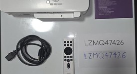 Mint
													BenQ Projector, photo 2 of 5