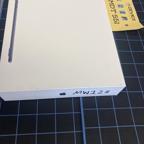 MacBook Air 2025 (M4) - 13 inch - 256 GB, Midnight, 16 GB, Apple M4