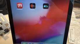 Good
													Apple iPad Air - Unlocked, Gray, 16 GB, photo 1 of 6