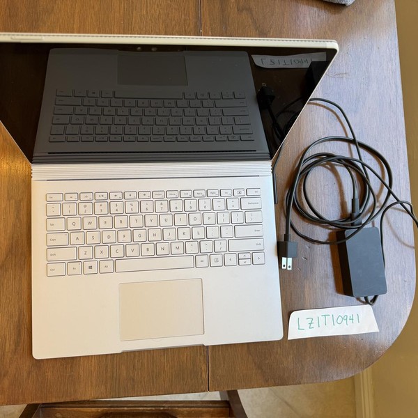 Microsoft Surface Book - 512 GB, Silver, 16 GB