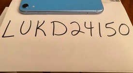 Mint
													Apple iPhone Xr - AT&T, Blue, 128 GB, A1984, photo 5 of 9